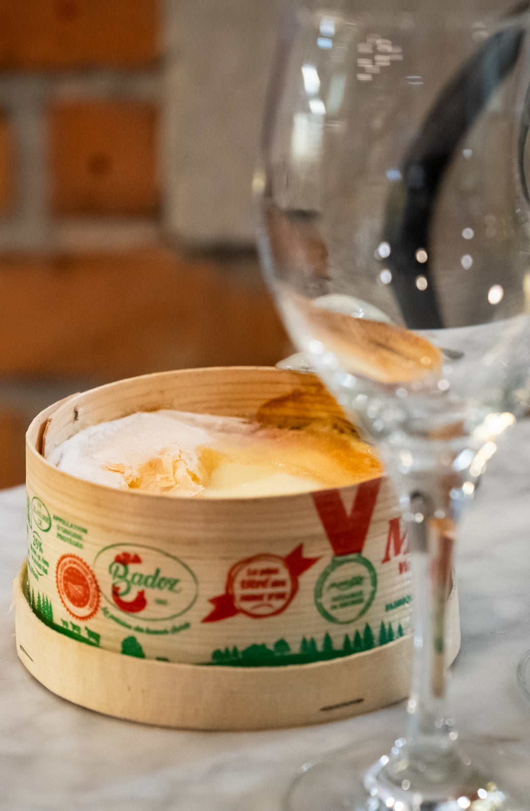 Ost- och vinprovning hemma eller på arbetsplatsen